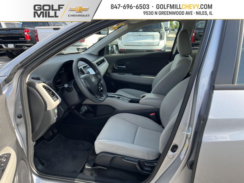 2022 Honda HR-V LX photo 11