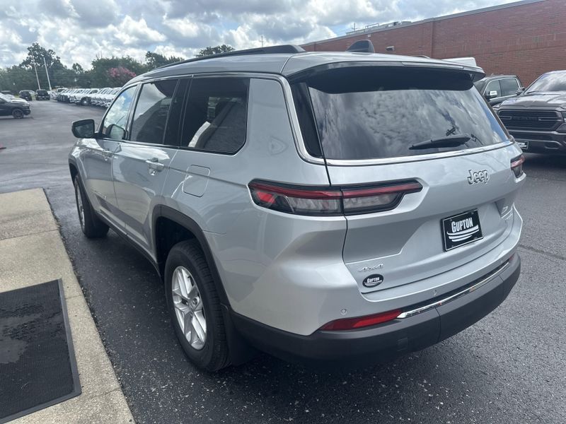 New 2025 Jeep Grand Cherokee L Laredo X 4x4Image 8