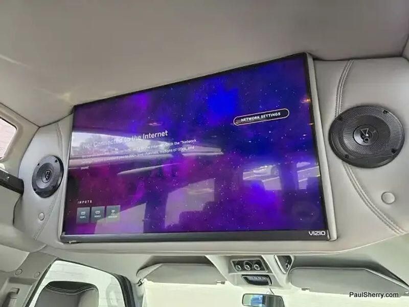 2023 Chevrolet Express Cargo Image 10