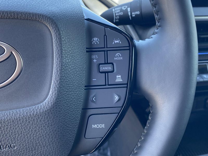2024 Toyota Prius Image 27