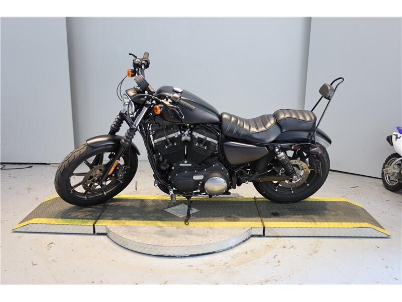 Used 2020 Harley-Davidson XL883N Image 6