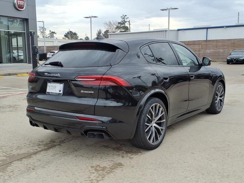 New 2026 Maserati Grecale ModenaImage 6