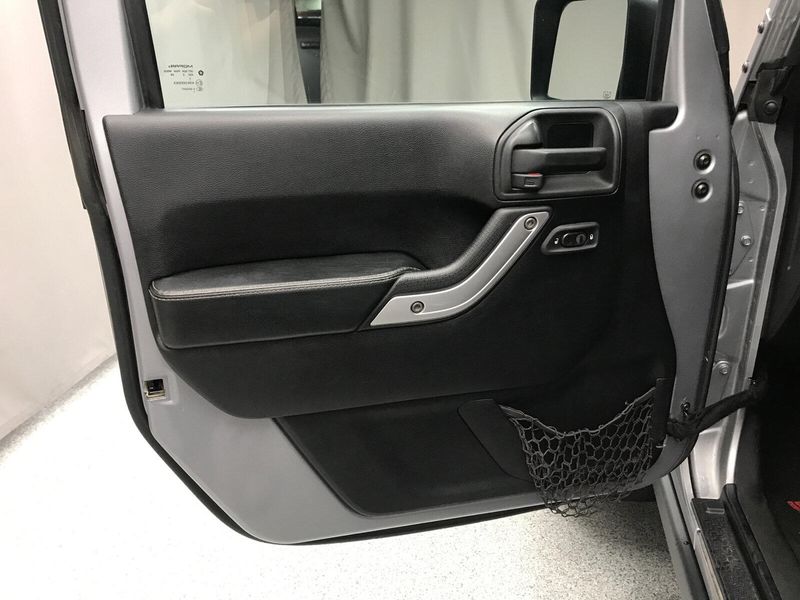 2013 Jeep Wrangler JK Freedom EditionImage 3