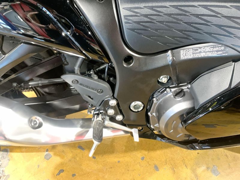 New 2025 Suzuki Hayabusa Image 20