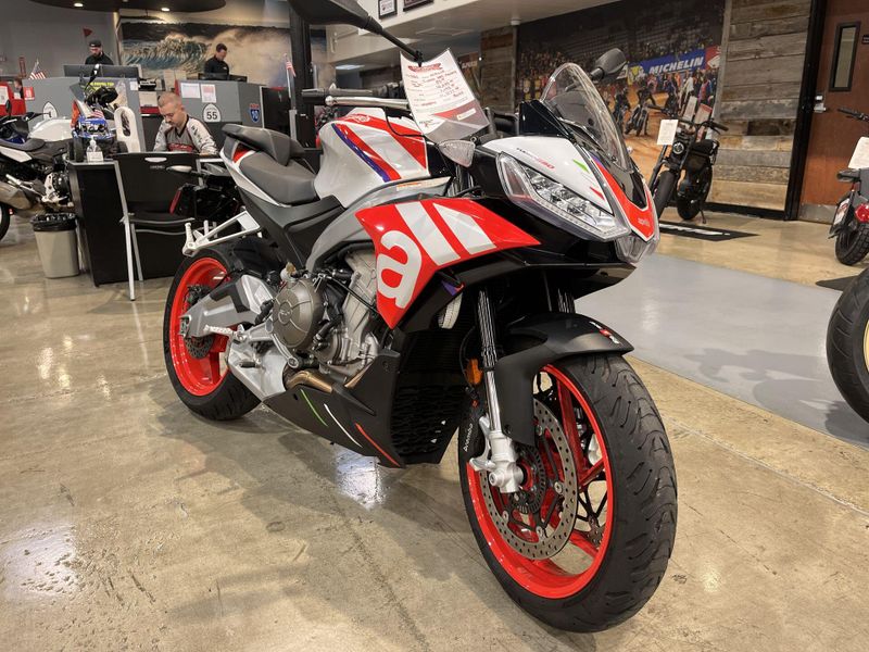 Used 2024 Aprilia TUONO 660 FACTORY Image 24