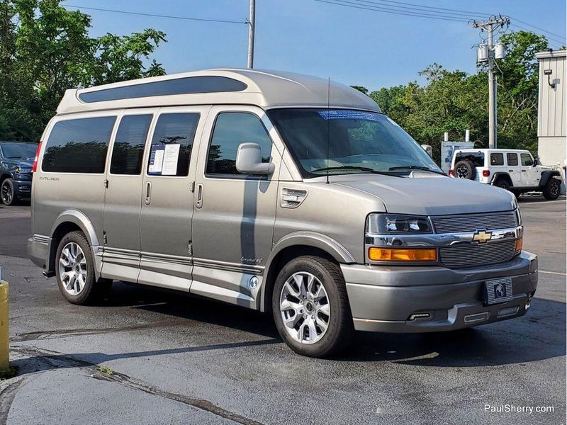 2022 Chevrolet Express Cargo Image 8
