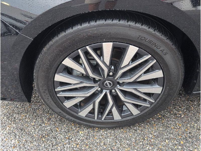 Used 2023 Nissan Altima 2.5 SVImage 9