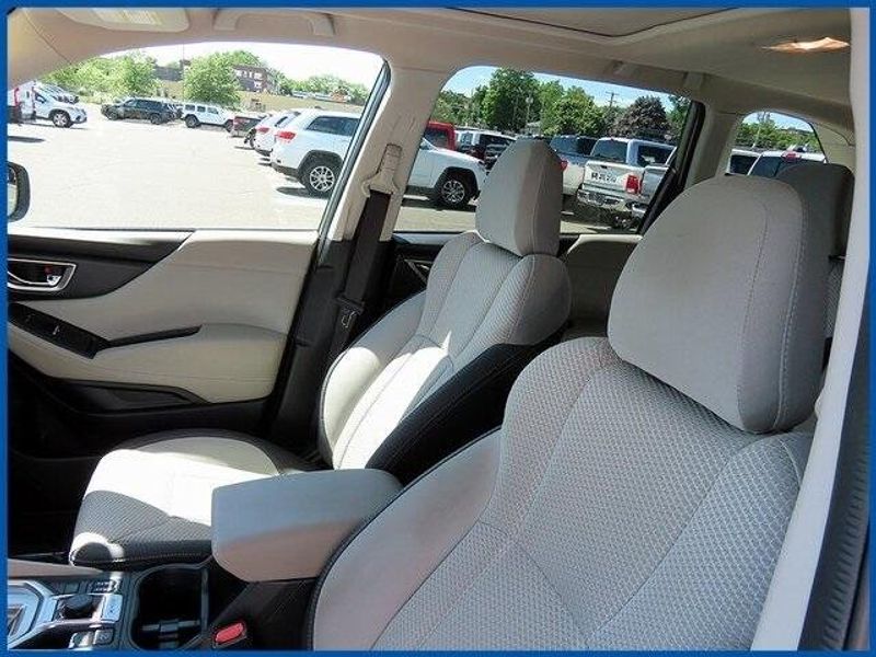 Used 2019 Subaru Forester PremiumImage 13