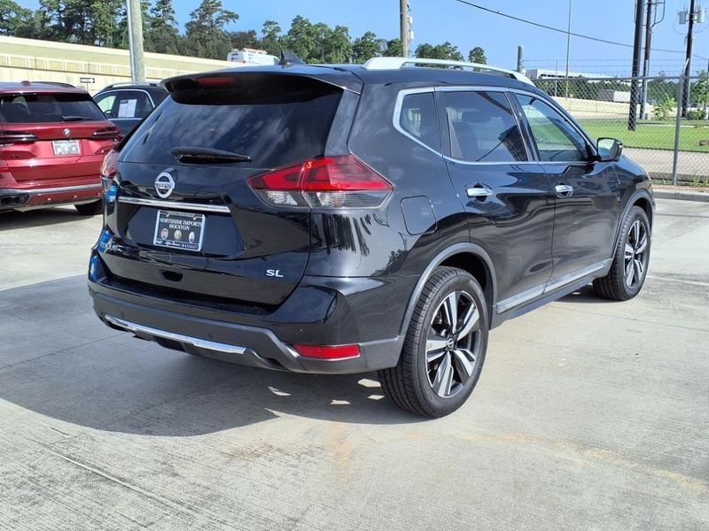 2020 Nissan Rogue SLImage 2