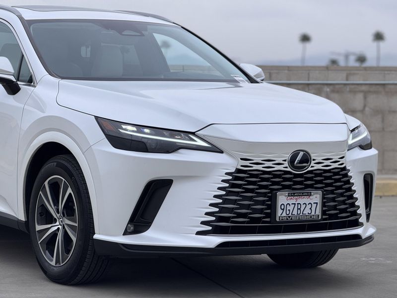 2023 Lexus RX 350Image 3