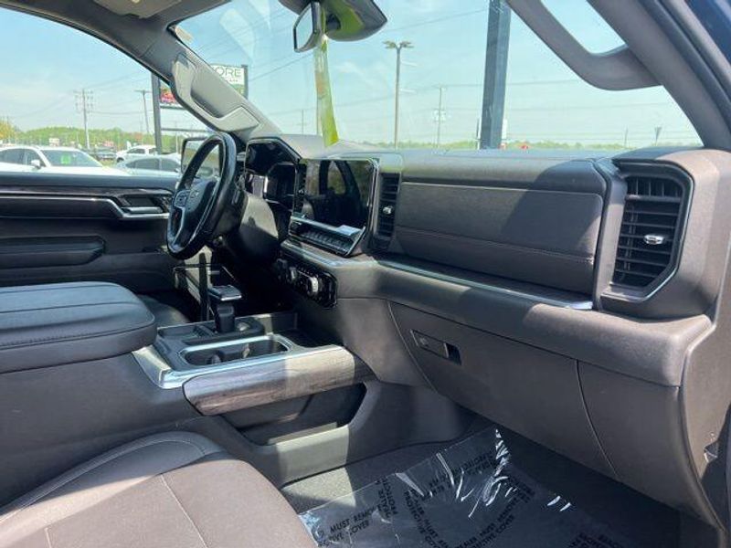 2023 Chevrolet Silverado 1500 LTZImage 24