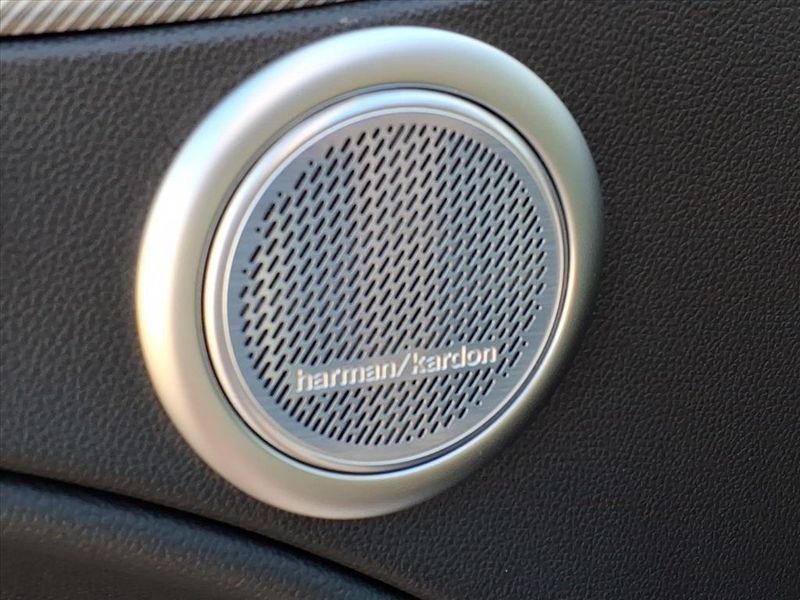 Used 2023 Alfa Romeo Stelvio VeloceImage 16