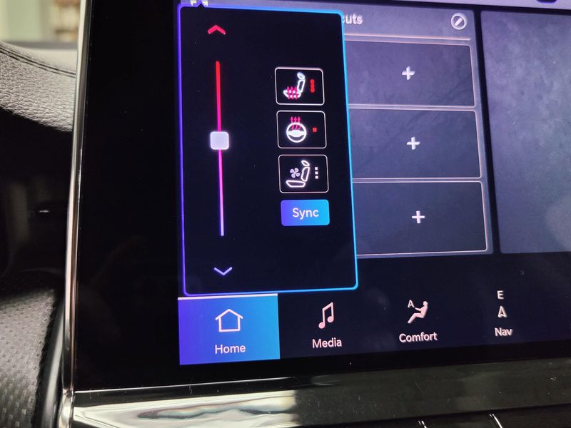 Used 2022 Jeep Compass Trailhawk Elite 4X4 w/Sunroof/NavImage 22