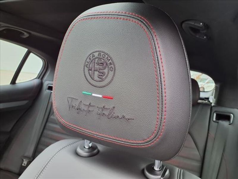 2025 Alfa Romeo Stelvio Tributo Italiano AwdImage 9