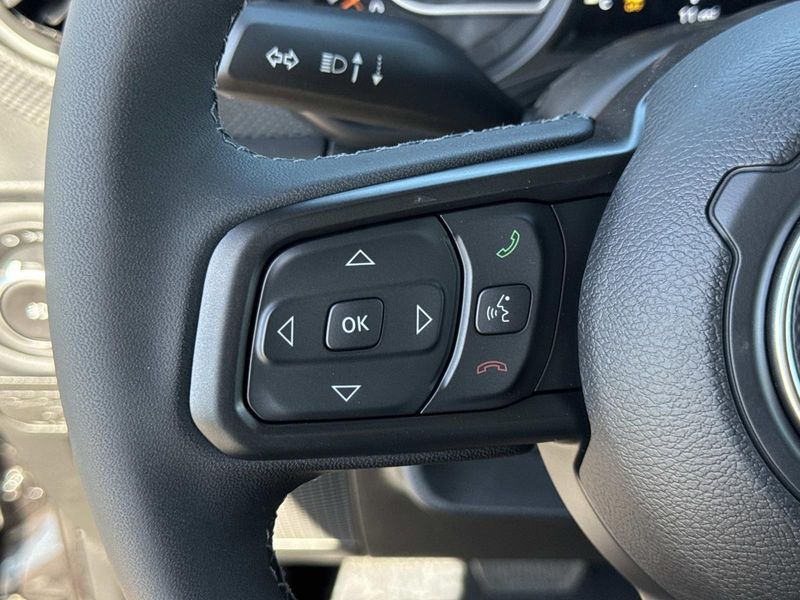 New 2026 Jeep Wrangler 4-door Rubicon X