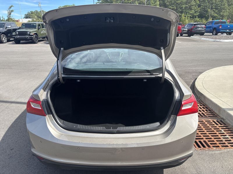 Used 2023 Chevrolet Malibu LTImage 33