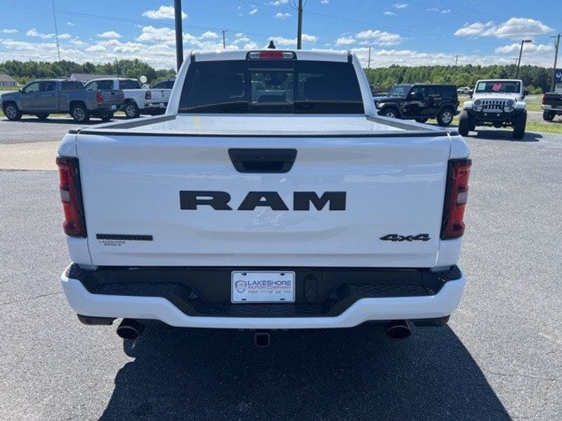 2025 RAM 1500 Big Horn Crew Cab 4x4 5