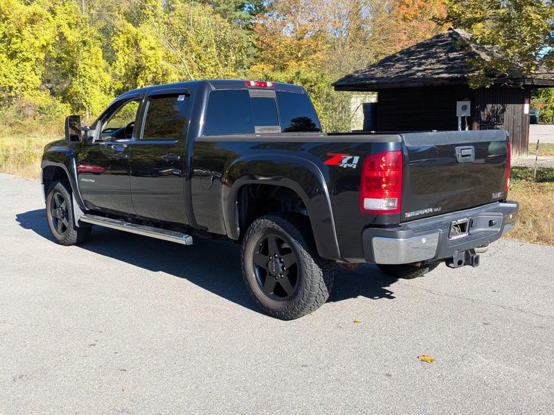 2012 Gmc Sierra SLT photo 3