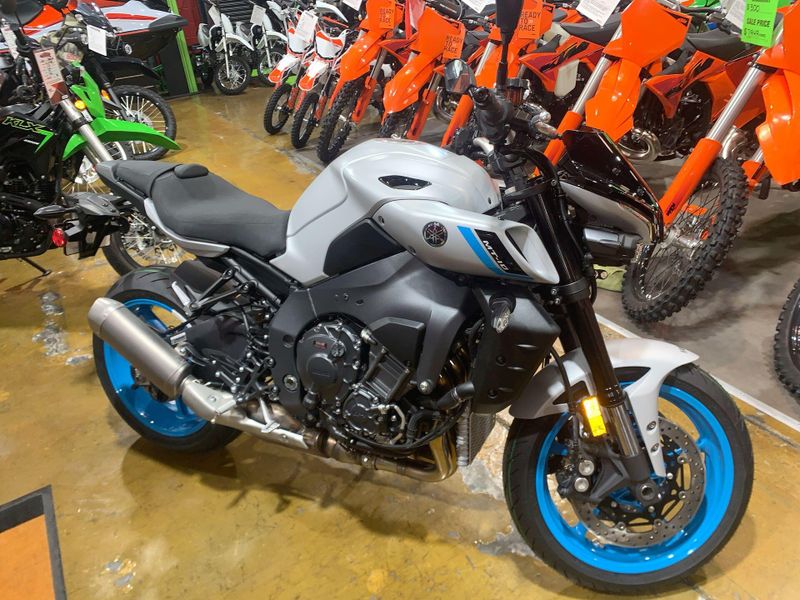 New 2025 Yamaha MT-10 Image 12