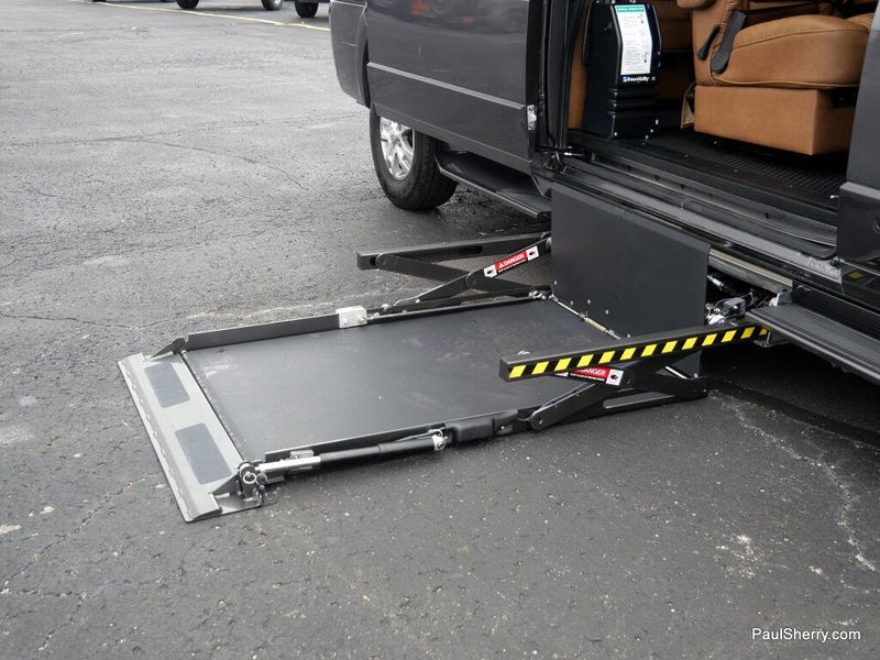 New 2024 RAM ProMaster 2500 Window Van High Roof 159WB