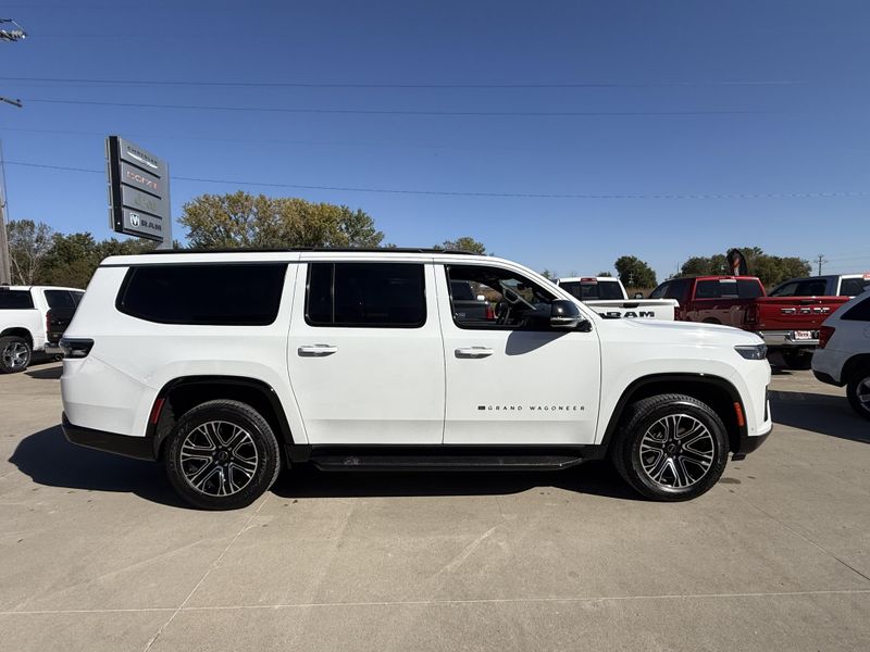2027 Jeep Grand Wagoneer Long Wheelbase 4x4Image 37