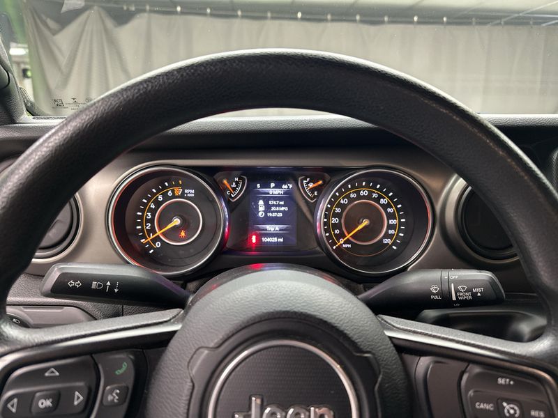 Used 2019 Jeep Wrangler Unlimited SportImage 5
