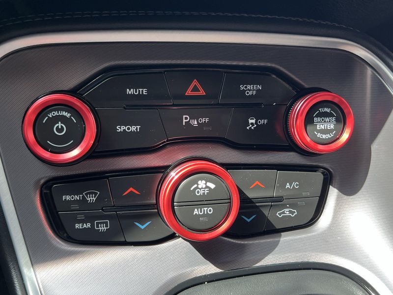 Used 2020 Dodge Challenger GTImage 17