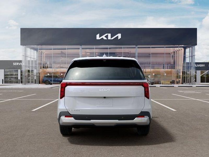 New 2026 Kia Carnival EXImage 6