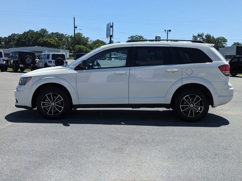 2018 Dodge Journey SEImage 6