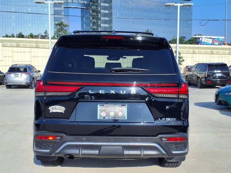 2022 Lexus LX 600 F SPORTImage 13