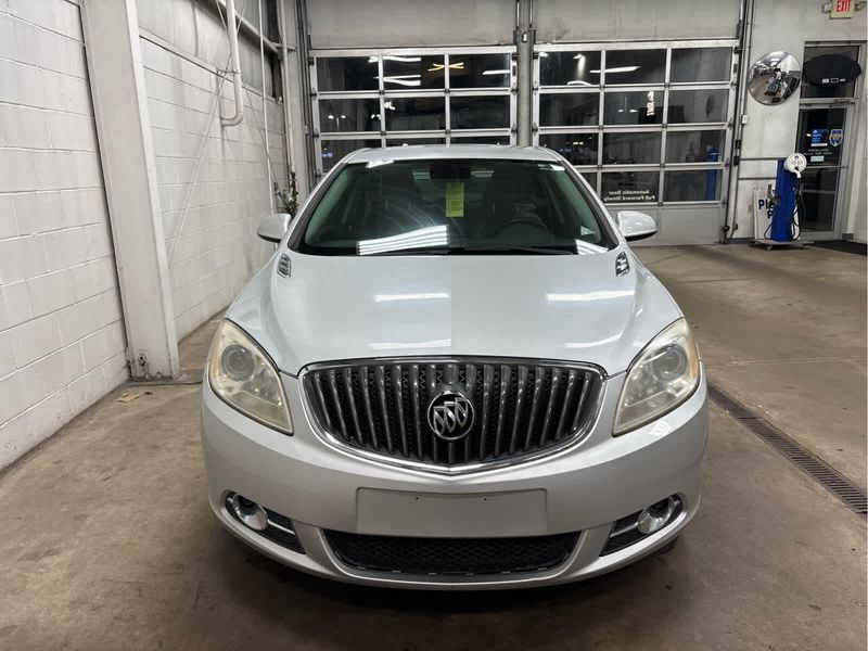 2013 Buick Verano photo 5