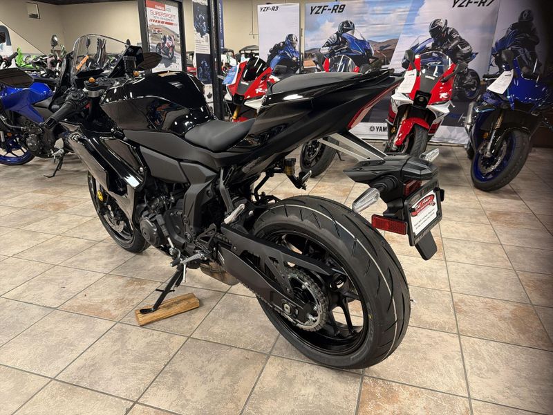 New 2026 Yamaha YZF-R7 Image 15