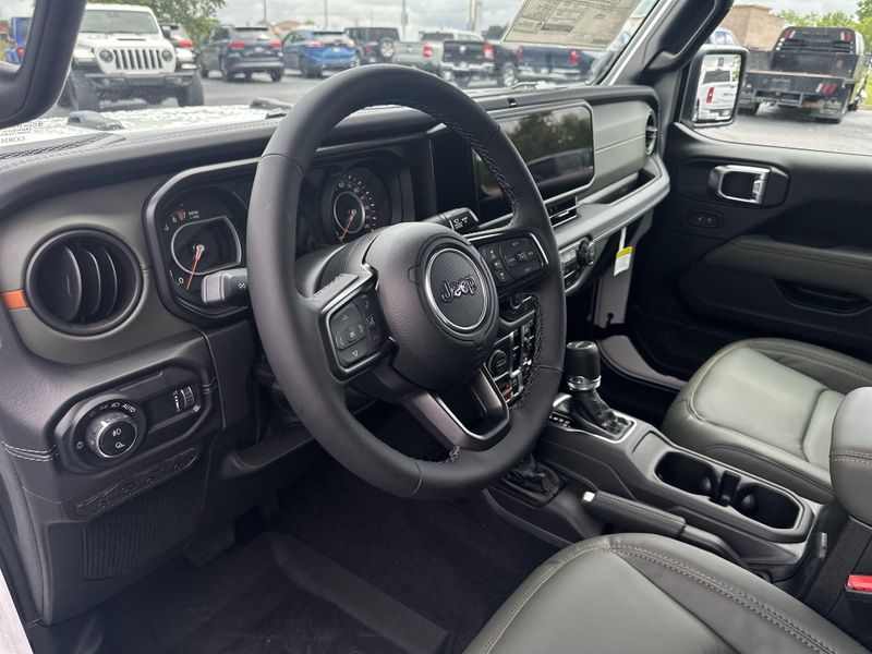 2025 Jeep Gladiator Mojave X 4x4Image 27