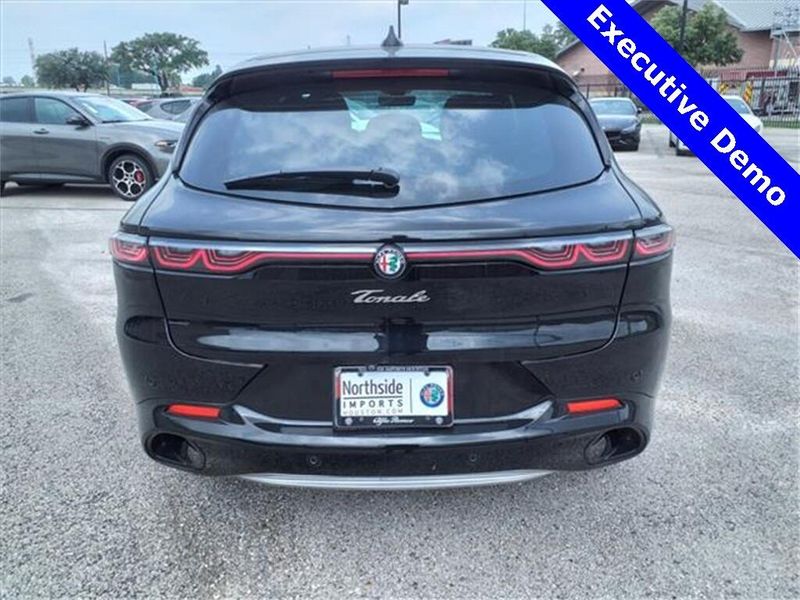 2024 Alfa Romeo Tonale Ti in a Alfa Black exterior color and Tan/Blackinterior. Northside Imports Houston 281-475-4549 northsideimportshouston.com 