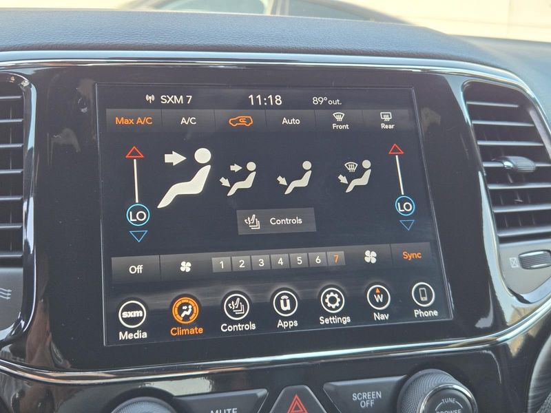 Used 2021 Jeep Grand Cherokee Laredo X 4x4