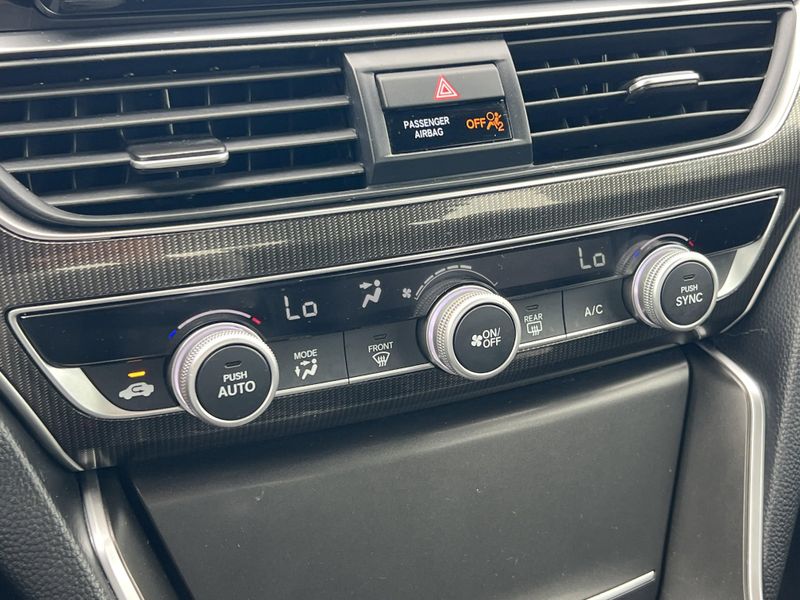 Used 2022 Honda Accord Sedan SportImage 13