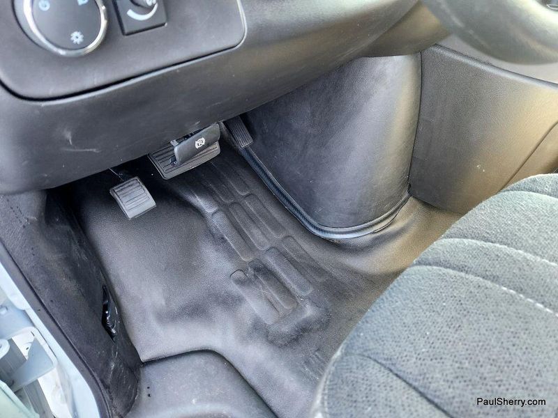 Used 2024 GMC Savana Cargo 