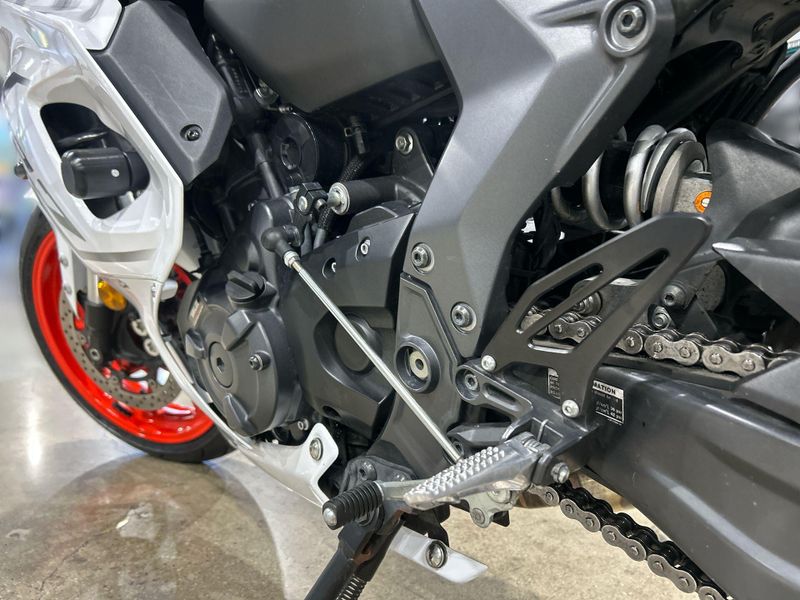 2023 Yamaha YZF-R7 Image 29