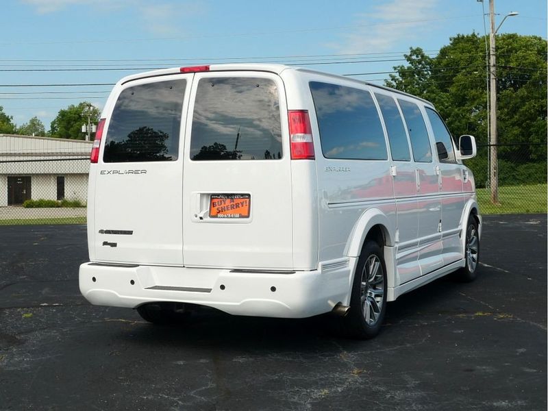 2021 Chevrolet Express Cargo Image 12