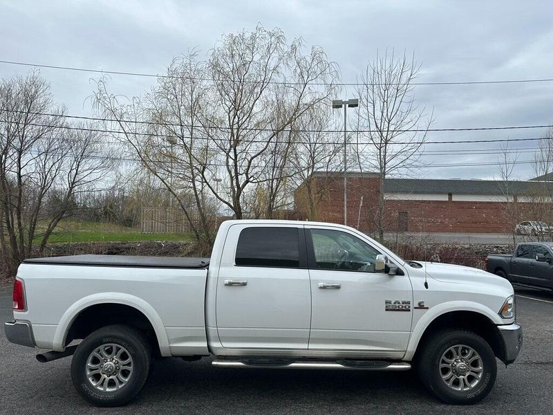 2016 RAM 2500 LaramieImage 12