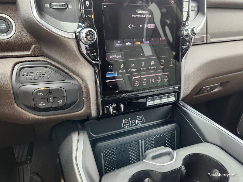 New 2026 RAM 3500 Laramie Crew Cab 4x4 8' Box