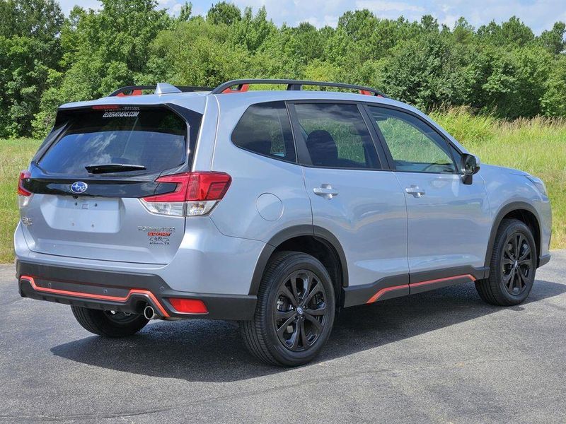 2023 Subaru Forester SportImage 6