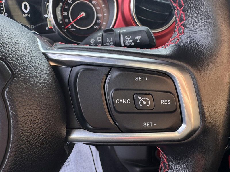 2021 Jeep Wrangler Unlimited RubiconImage 19