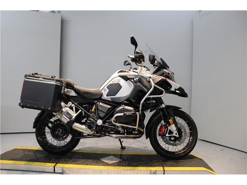 2016 BMW R 1200 GS AdventureImage 2