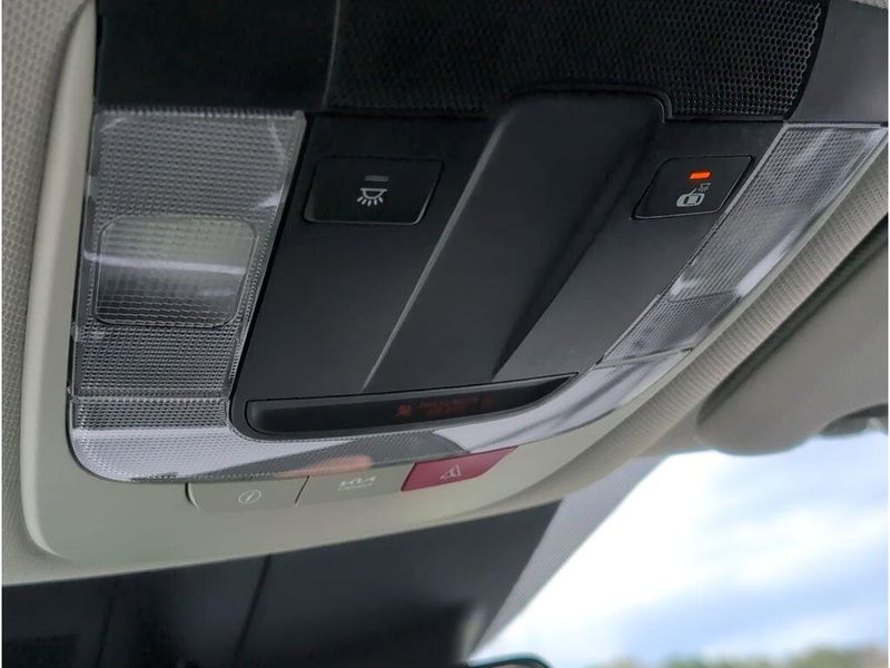 Used 2023 Kia Sorento SImage 29