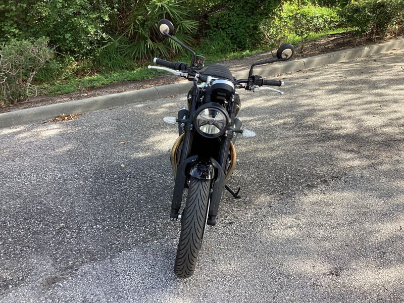 2025 Triumph Speed Twin 900 Base 