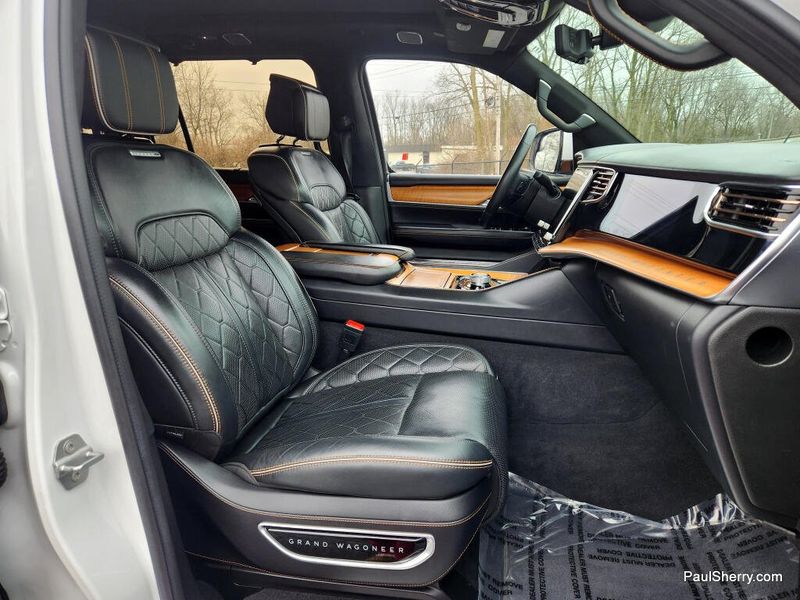 2022 Jeep Grand Wagoneer Series III