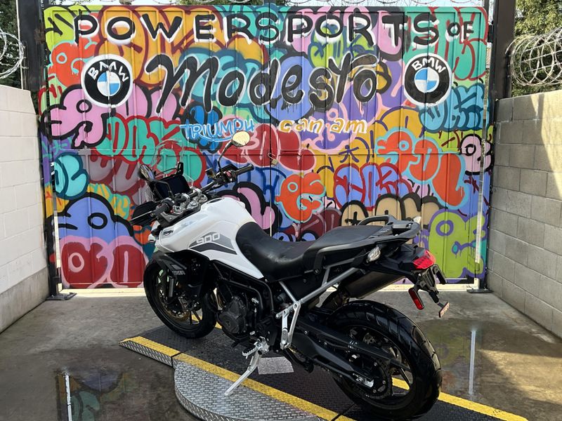 2023 Triumph TIGER 900 GT PRO in a Pure White exterior color. BMW Motorcycles of Modesto 209-524-2955 bmwmotorcyclesofmodesto.com 