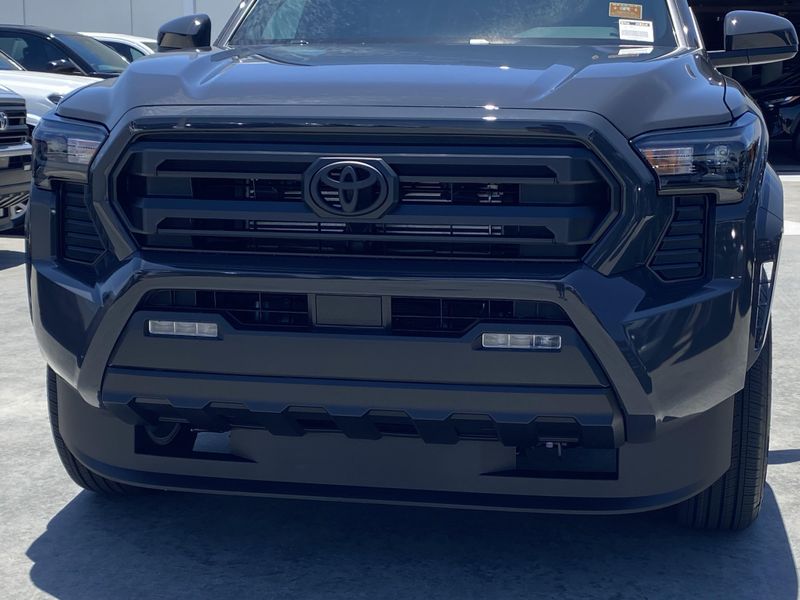 New 2025 Toyota Tacoma SR5Image 7