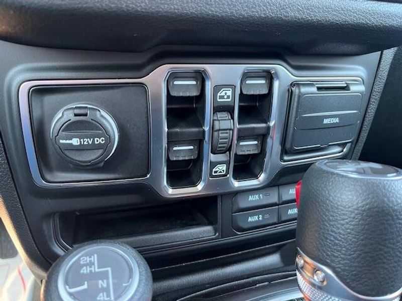 2025 Jeep Wrangler 4-door Sport SImage 5